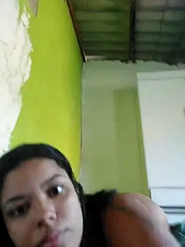 Snapshot of biancaalvess chatting on 04/24/26, 01:02 biancaalvess online show from 04/24/26, 01:02