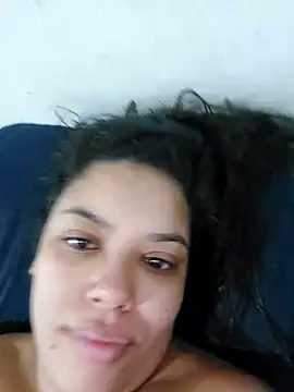 Snapshot of biancaalvess chatting on 05/07/26, 09:25 biancaalvess online show from 05/07/26, 09:25