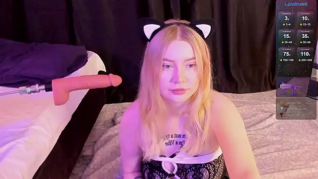 Lillie Berry online show from 11/20/25, 04:34