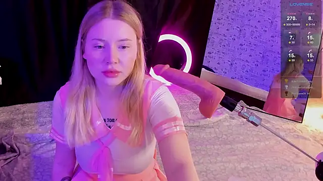 Lillie Berry online show from 11/27/25, 04:36