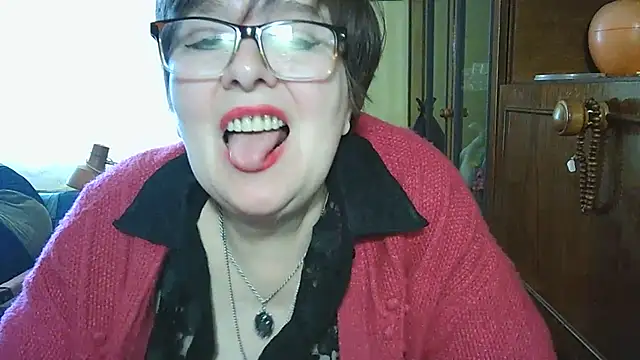 VeronicaGold511 online show from 04/11/26, 07:45