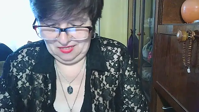 VeronicaGold511 online show from 05/08/26, 07:03
