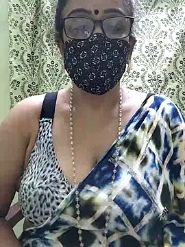 sweet-lotus online show from 09/22/25, 05:15