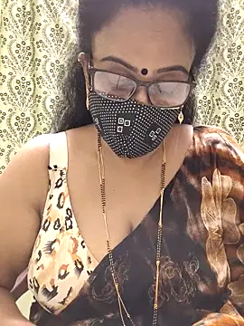 sweet-lotus online show from 09/28/25, 04:34