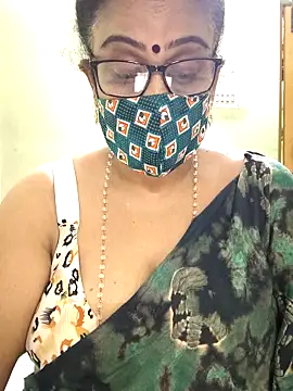 sweet-lotus online show from 10/08/25, 06:33