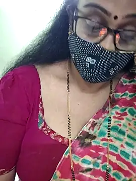 sweet-lotus online show from 12/17/25, 04:18