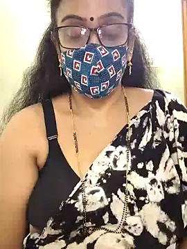 sweet-lotus online show from 12/19/25, 03:35