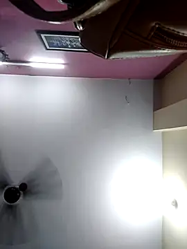 Cute-Janvi20 online show from 03/26/26, 08:36