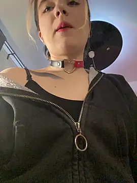 Cherry   Blossom online show from 11/21/25, 12:15