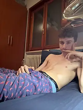 twinkethan07 online show from 04/22/26, 10:22