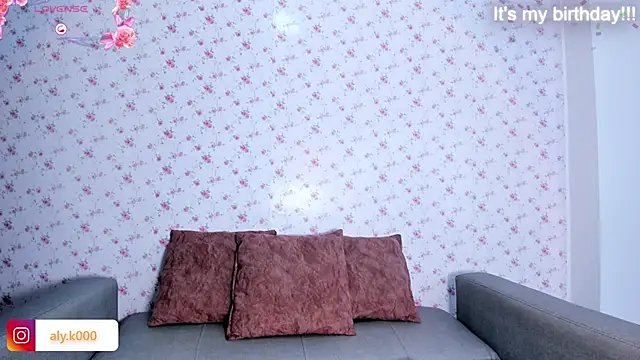 Snapshot of Alykass chatting on 06/06/26, 12:05 Alykass online show from 06/06/26, 12:05