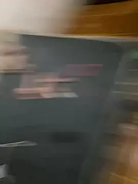 pareja-dispuesta online show from 10/11/25, 10:41