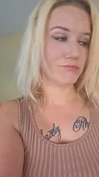 RhondaRump online show from 11/12/25, 05:35