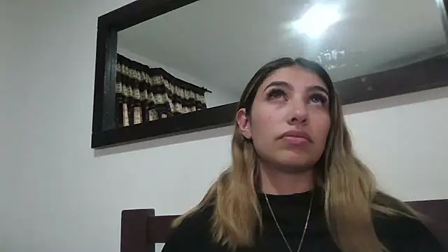 Snapshot of AriaBliss- chatting on 02/14/26, 10:17 AriaBliss- online show from 02/14/26, 10:17