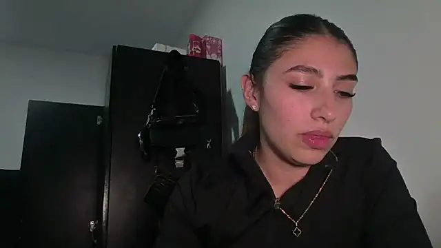 Snapshot of AriaBliss- chatting on 02/20/26, 02:19 AriaBliss- online show from 02/20/26, 02:19