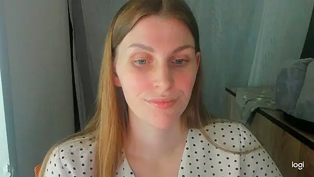Snapshot of JuliaMuuun chatting on 06/28/26, 09:32 JuliaMuuun online show from 06/28/26, 09:32