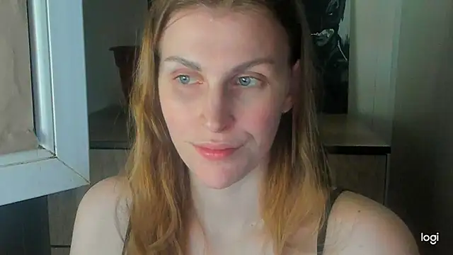 Snapshot of JuliaMuuun chatting on 07/02/26, 11:22 JuliaMuuun online show from 07/02/26, 11:22