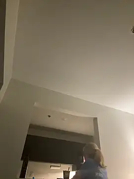 BaddieBossXX2 online show from 12/05/25, 08:01