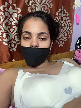 Snapshot of Sandhya_77 chatting on 07/04/26, 06:30 Sandhya 77 online show from 07/04/26, 06:30