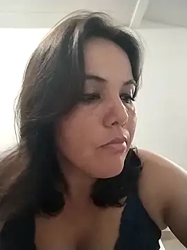 Bellapotencia1985 online show from 11/01/25, 09:44