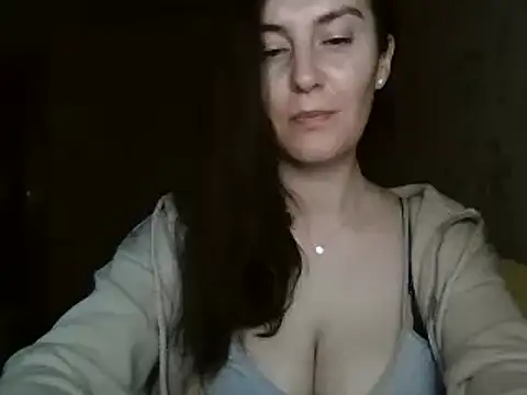 KatalinaQE online show from 10/31/25, 06:14