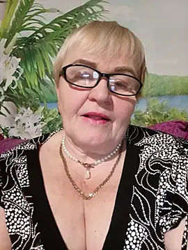 VioletSweet5566 online show from 11/09/25, 06:17