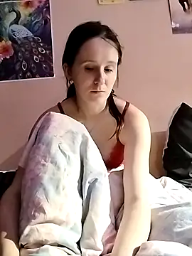 Snapshot of HardCouple33 chatting on 03/16/26, 08:24 HardCouple33 online show from 03/16/26, 08:24