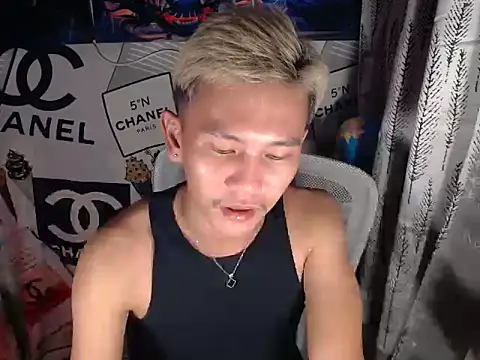 RalfAsian25 online show from 04/21/26, 07:17