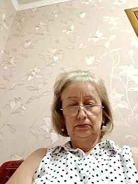 Snapshot of AlikaSwan5821 chatting on 09/12/25, 11:43 AlikaSwan5821 online show from 09/12/25, 11:43