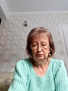 Snapshot of AlikaSwan5821 chatting on 10/15/25, 10:37 AlikaSwan5821 online show from 10/15/25, 10:37