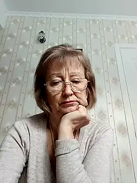 Snapshot of AlikaSwan5821 chatting on 10/16/25, 10:27 AlikaSwan5821 online show from 10/16/25, 10:27