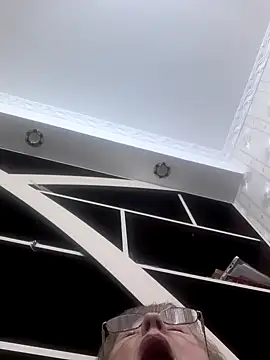 Snapshot of AlikaSwan5821 chatting on 10/31/25, 07:37 AlikaSwan5821 online show from 10/31/25, 07:37