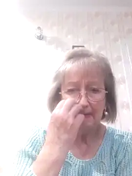 Snapshot of AlikaSwan5821 chatting on 11/01/25, 01:57 AlikaSwan5821 online show from 11/01/25, 01:57