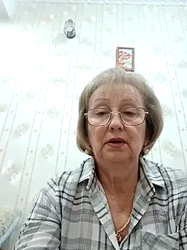 Snapshot of AlikaSwan5821 chatting on 12/01/25, 08:36 AlikaSwan5821 online show from 12/01/25, 08:36