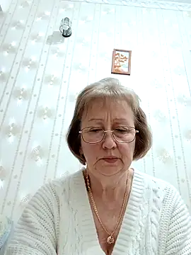 Snapshot of AlikaSwan5821 chatting on 02/10/26, 08:24 AlikaSwan5821 online show from 02/10/26, 08:24