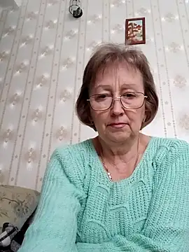 Snapshot of AlikaSwan5821 chatting on 02/11/26, 02:22 AlikaSwan5821 online show from 02/11/26, 02:22