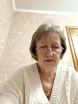 Snapshot of AlikaSwan5821 chatting on 02/14/26, 05:10 AlikaSwan5821 online show from 02/14/26, 05:10