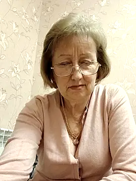 Snapshot of AlikaSwan5821 chatting on 02/23/26, 01:41 AlikaSwan5821 online show from 02/23/26, 01:41