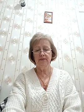 Snapshot of AlikaSwan5821 chatting on 02/28/26, 07:48 AlikaSwan5821 online show from 02/28/26, 07:48