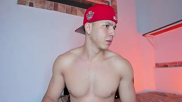 max valiant1 online show from 09/24/25, 12:36