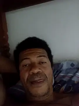 moreno25centimetro online show from 11/22/25, 02:54