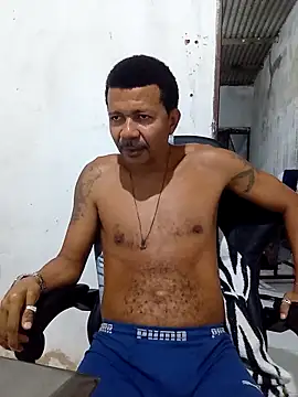 moreno25centimetro online show from 04/21/26, 11:18