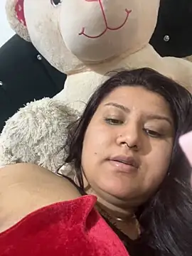 Snapshot of naomy26 chatting on 11/04/25, 05:12 naomy26 online show from 11/04/25, 05:12