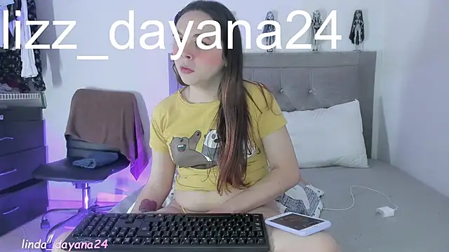 sweetdollinda23 online show from 01/11/26, 10:09