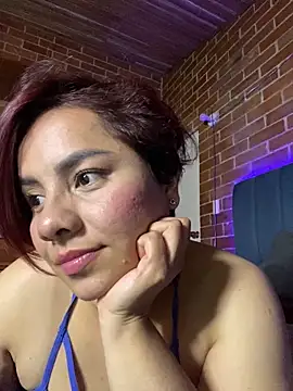 Snapshot of alejandra_prk26 chatting on 10/01/25, 03:01 alejandra prk26 online show from 10/01/25, 03:01