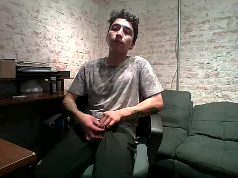 Snapshot of Molly_Erik chatting on 03/02/26, 03:20 Molly Erik online show from 03/02/26, 03:20