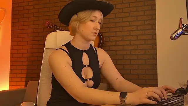 CinBellamy online show from 02/13/26, 06:09