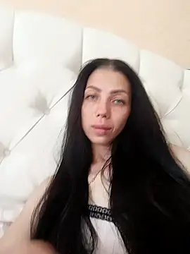 Snapshot of Princessa99885 chatting on 06/27/26, 12:33 Princessa99885 online show from 06/27/26, 12:33