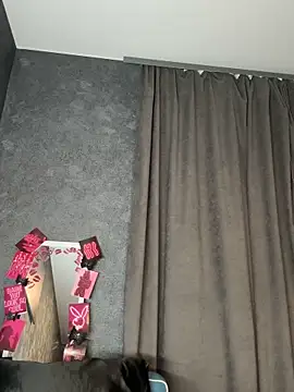 FavoriteKira online show from 11/29/25, 08:01