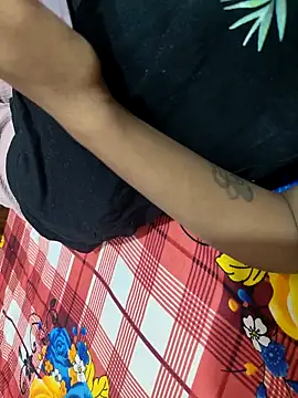 Radhika 01 online show from 11/08/25, 04:51